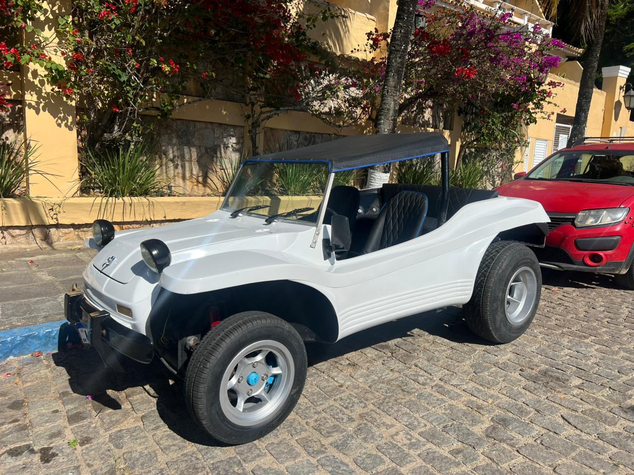 Buggy blanco de alquiler listo para entrega en Búzios